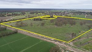 Rare Tree Change Rural block