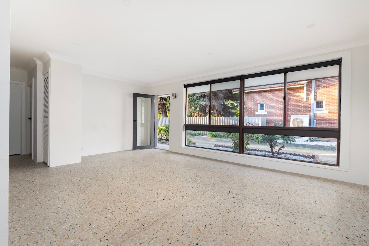 Refreshed 2-bedroom unit in the heart of Culcairn