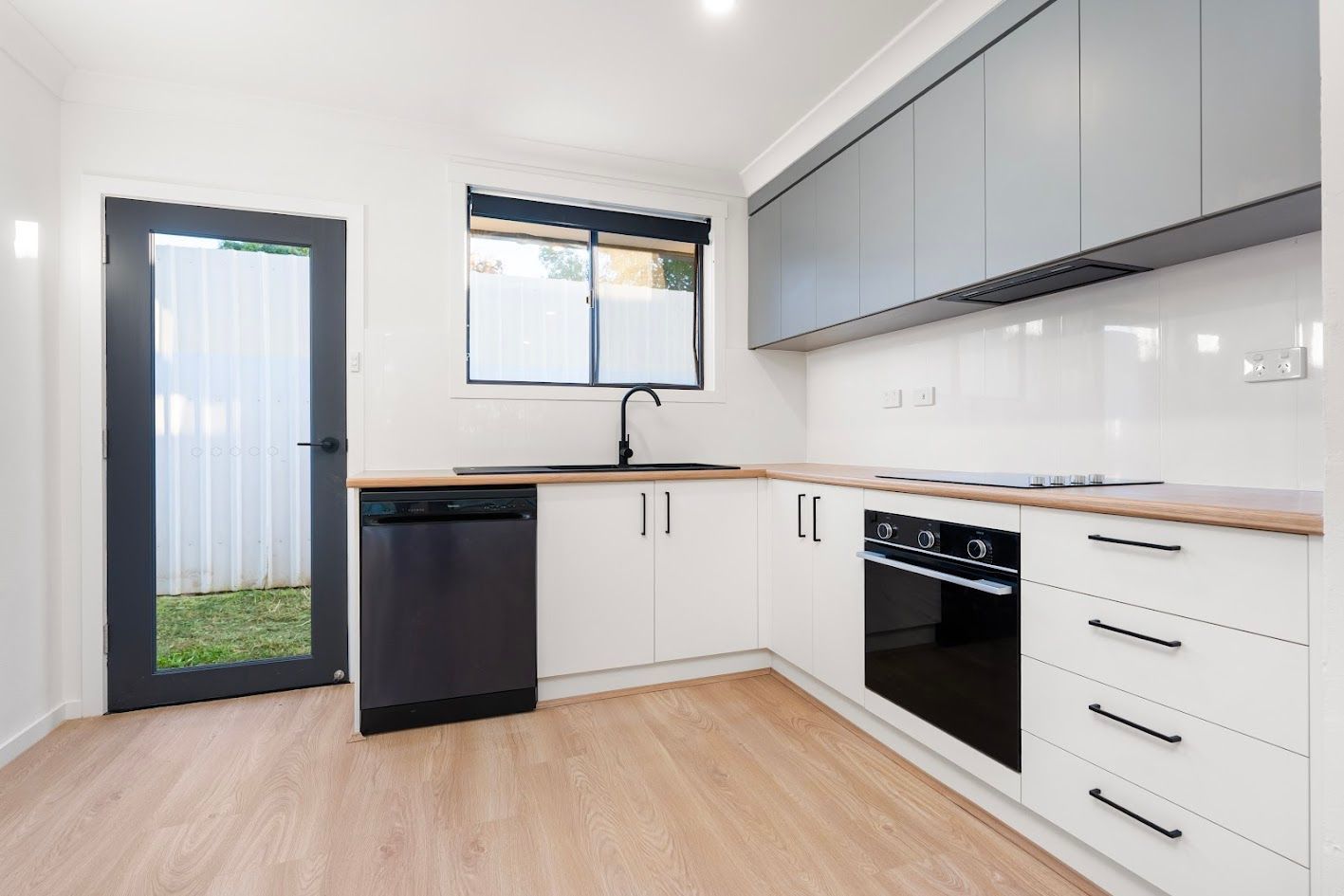 Charming 1-bedroom unit just steps from Culcairn's main street