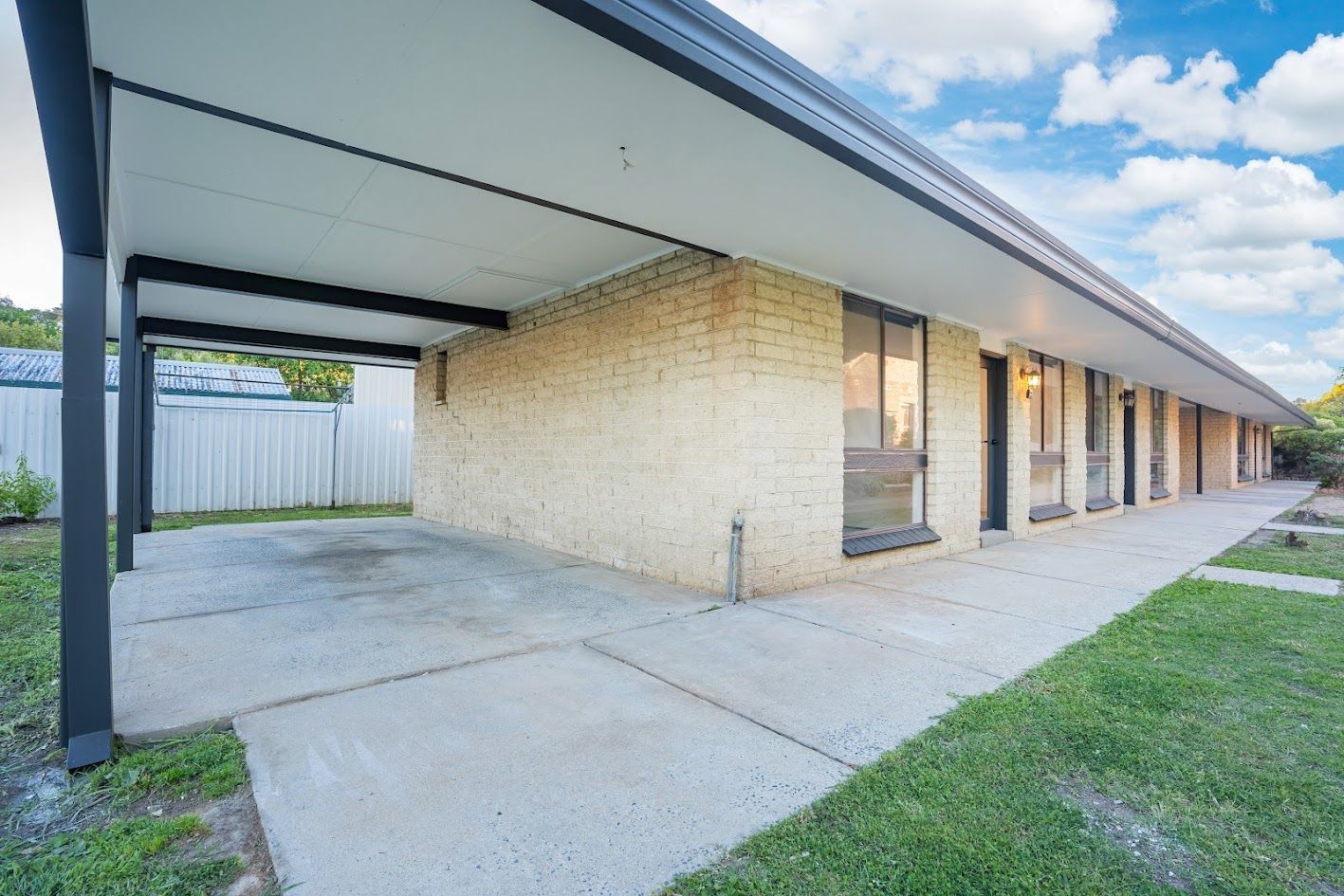 Charming 1-bedroom unit just steps from Culcairn's main street