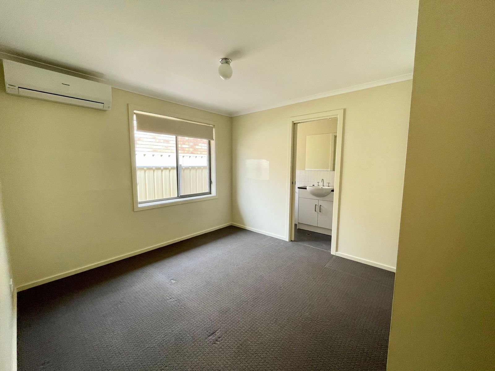 Modern Home - Central Location