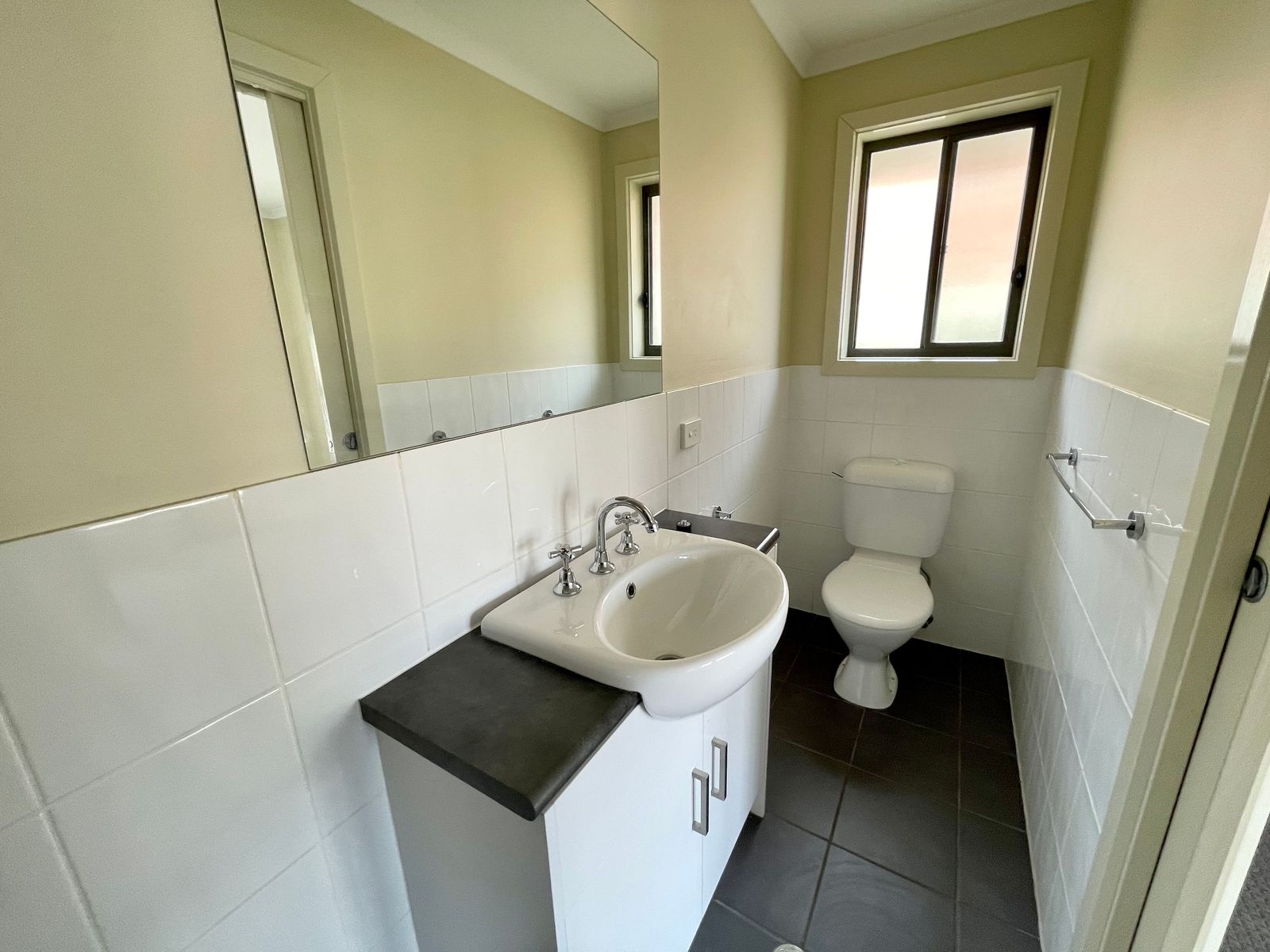 Modern Home - Central Location