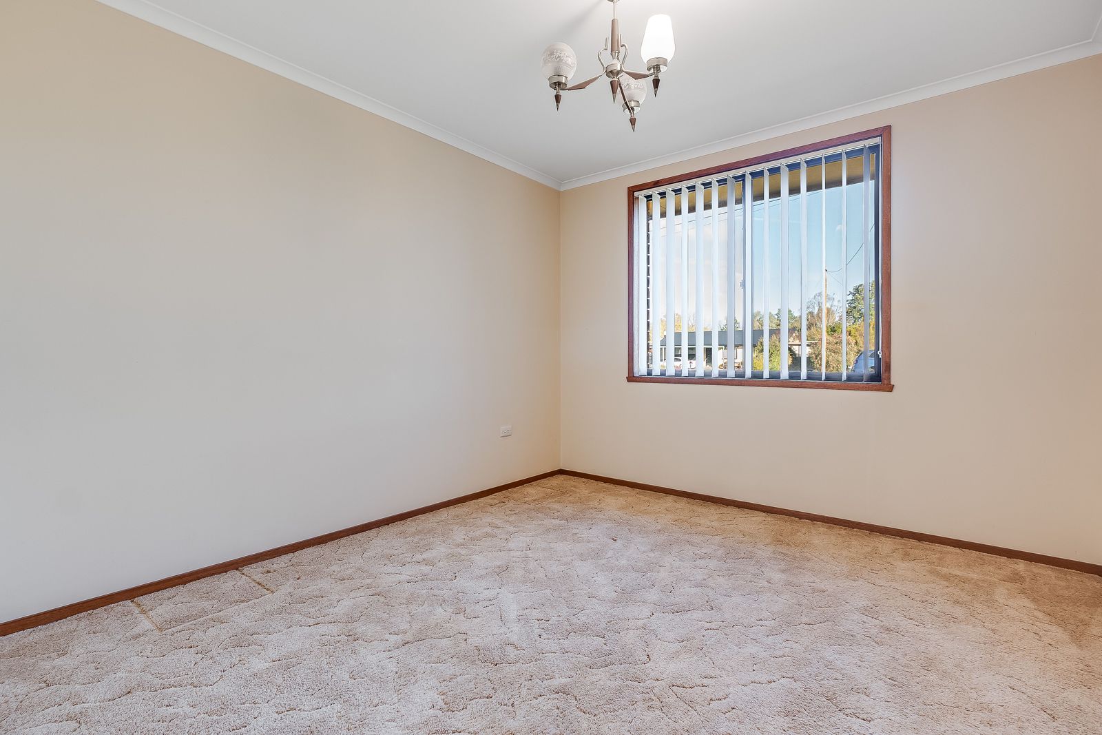 Charming 3-Bedroom Home in Peaceful Howlong Setting