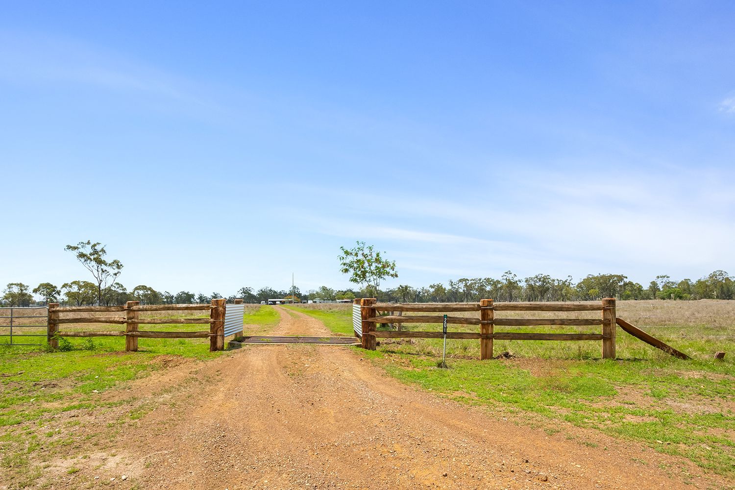 Make It Yours - 150 acres* in Alton Downs!