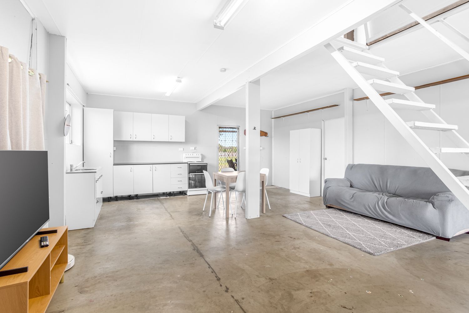 Make It Yours - 150 acres* in Alton Downs!