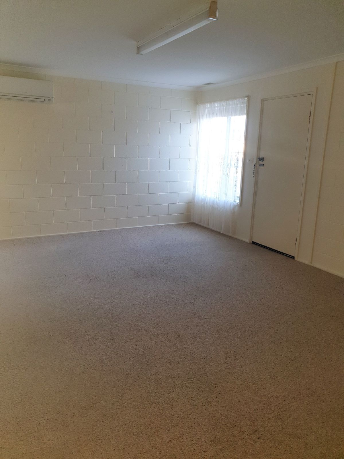 Excellent Unit for Rental in Central Kingston SE