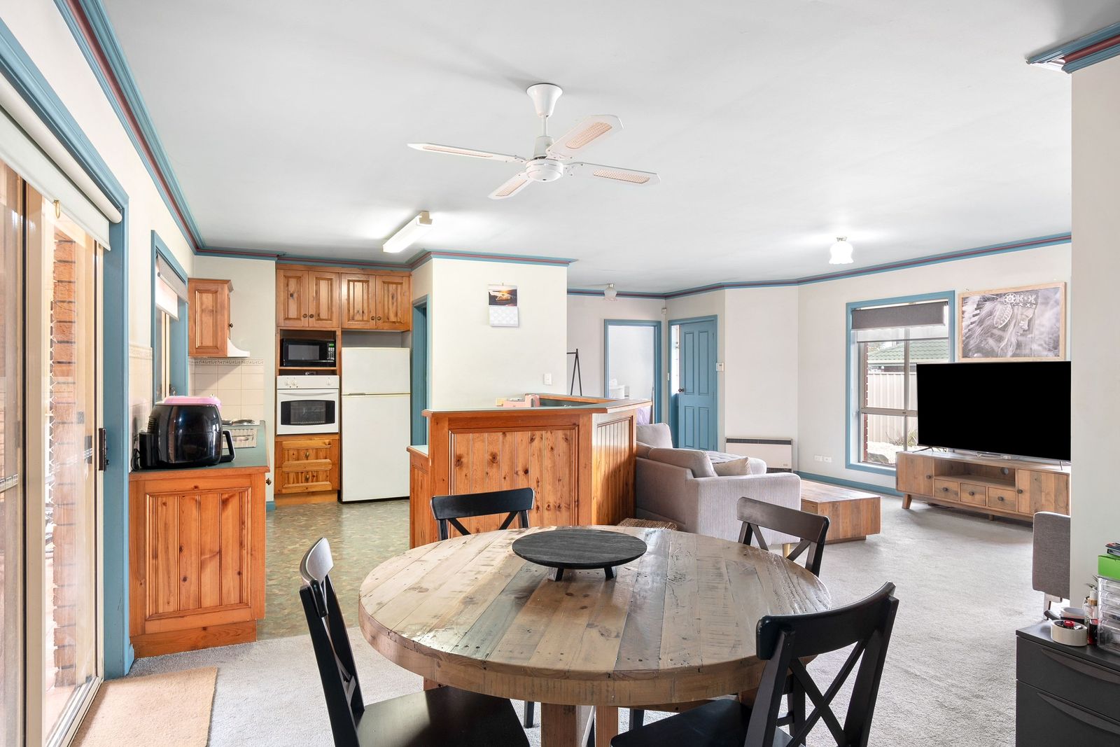 Effortless Living Starts Here: Stylish Two-Bedroom Unit