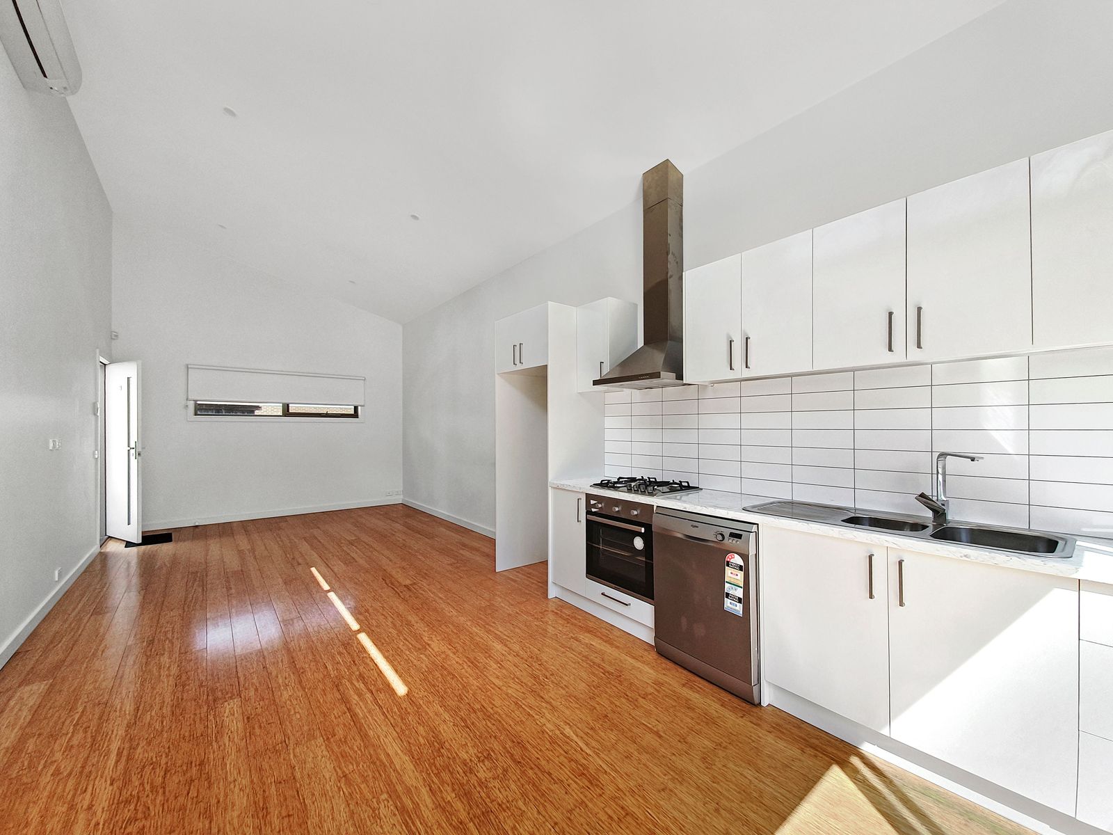 QUALITY LIVING, PRESTIGIOUS LOCATION