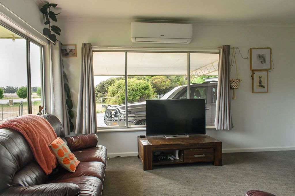 The Perfect Starter or Retiree Farmlet