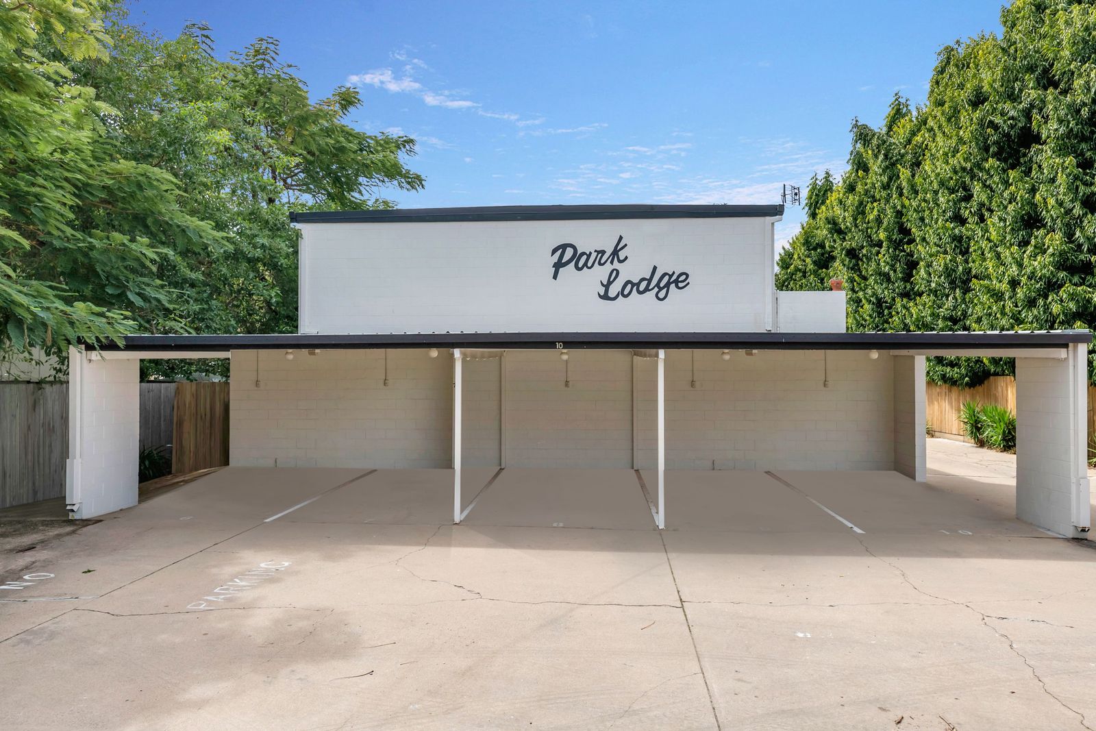 Park & Riverside Living Unit | QLD Rosslea, QLD 4812 | Prop-GPT the AI-Powered Property Portal