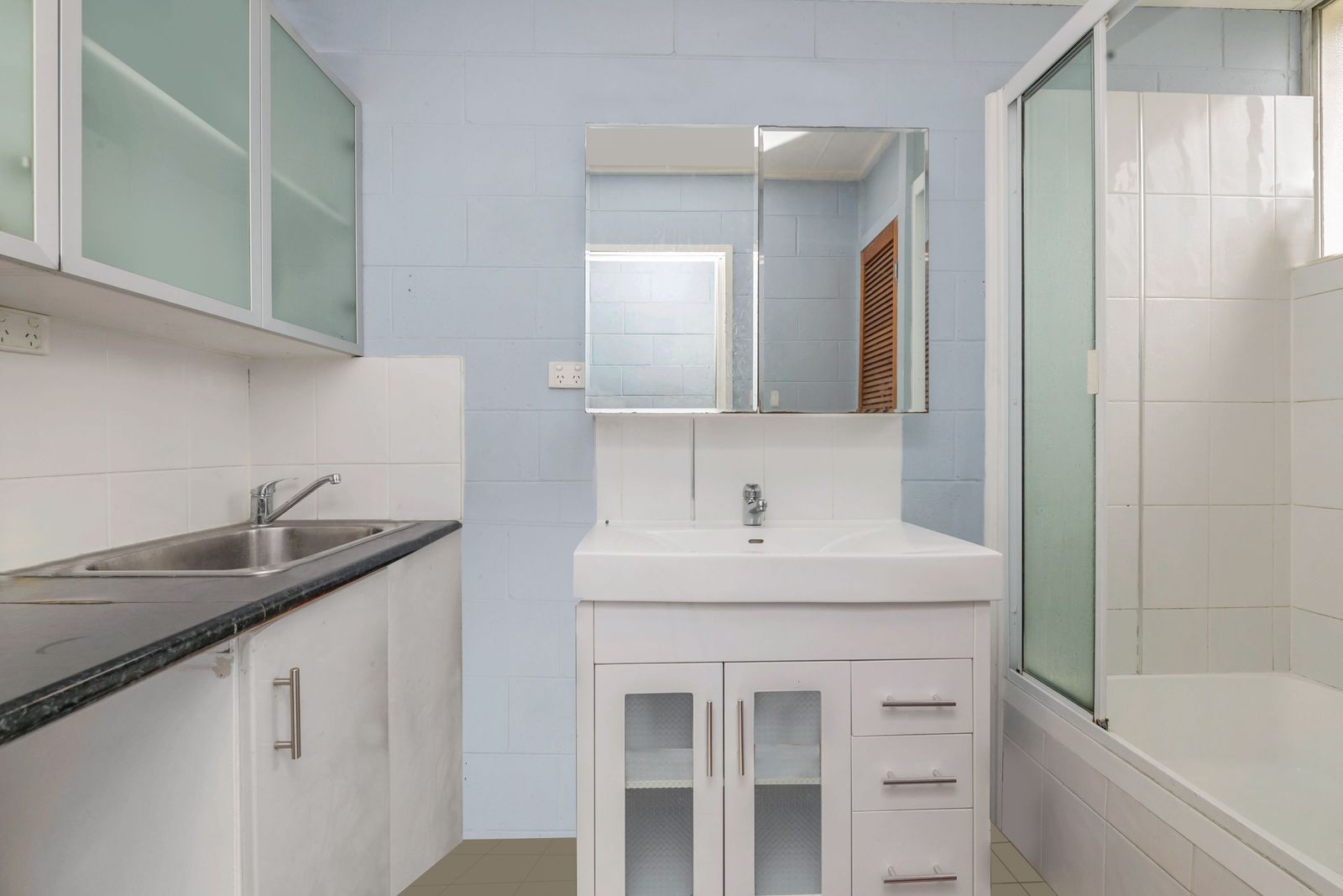 PARK & RIVERSIDE LIVING