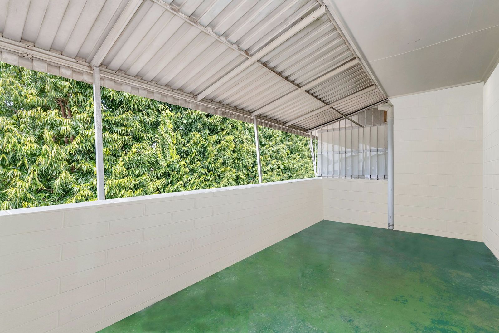 PARK & RIVERSIDE LIVING