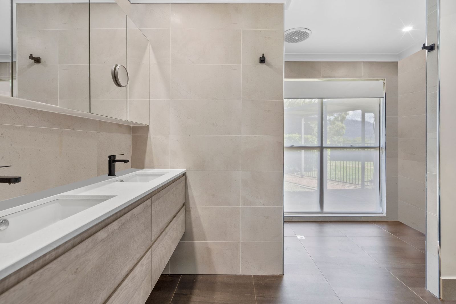 PREMIUM LIFESTYLE & FARMING OPPORTUNITY