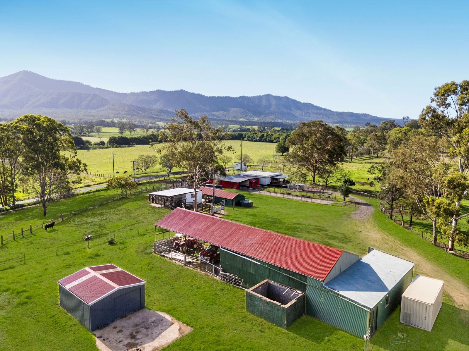 PREMIUM LIFESTYLE & FARMING OPPORTUNITY