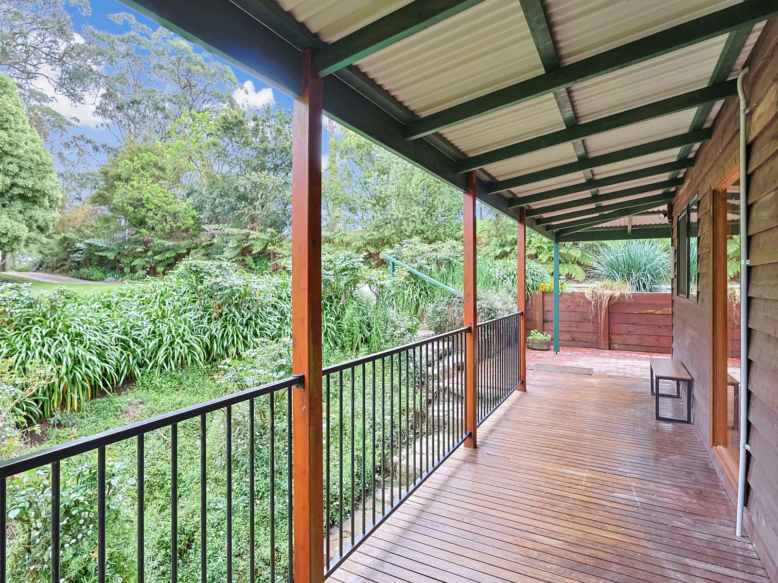 Private Hideaway Bush Setting- Just 90 Minutes from Melbourne