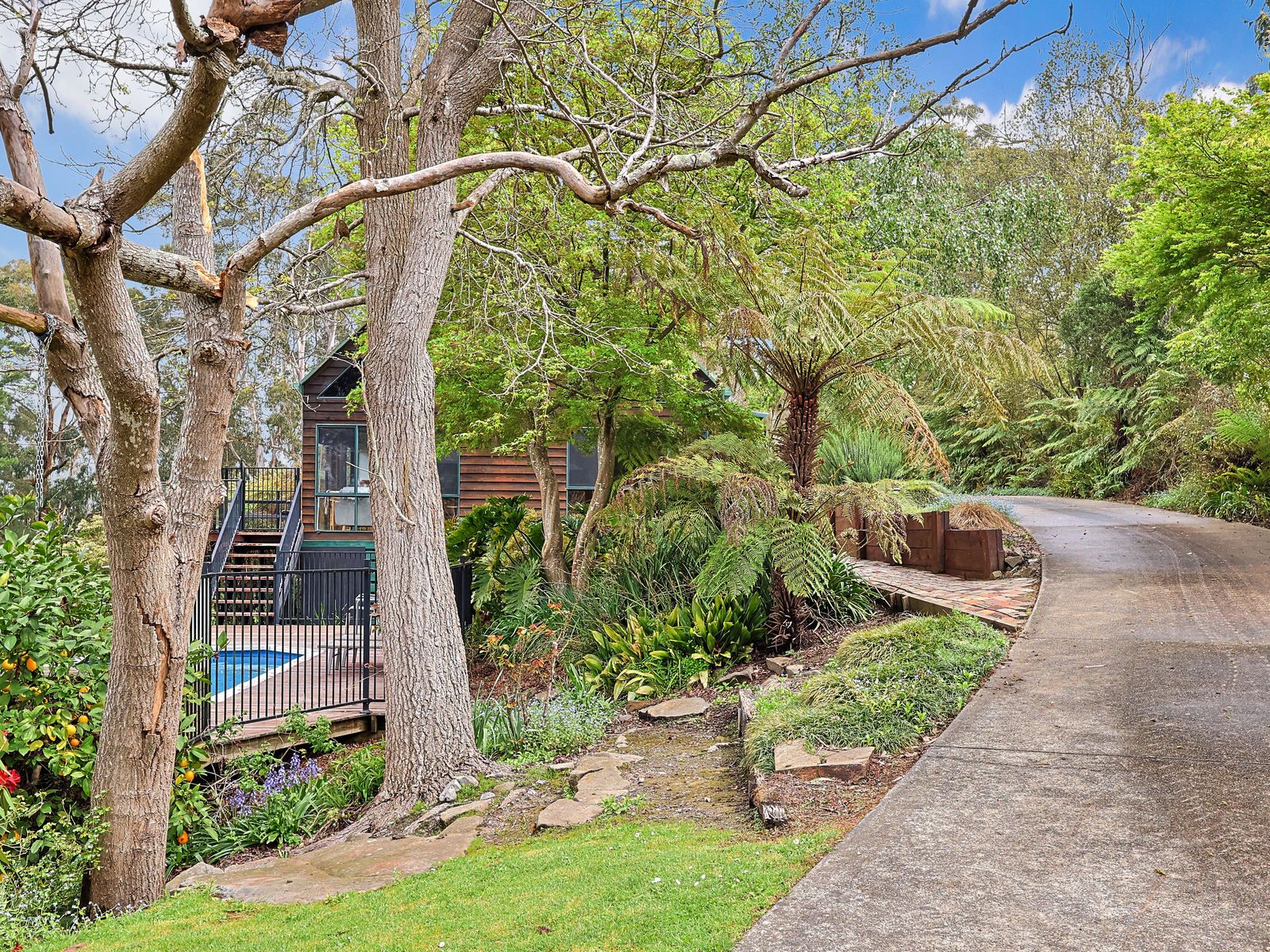 Private Hideaway Bush Setting- Just 90 Minutes from Melbourne