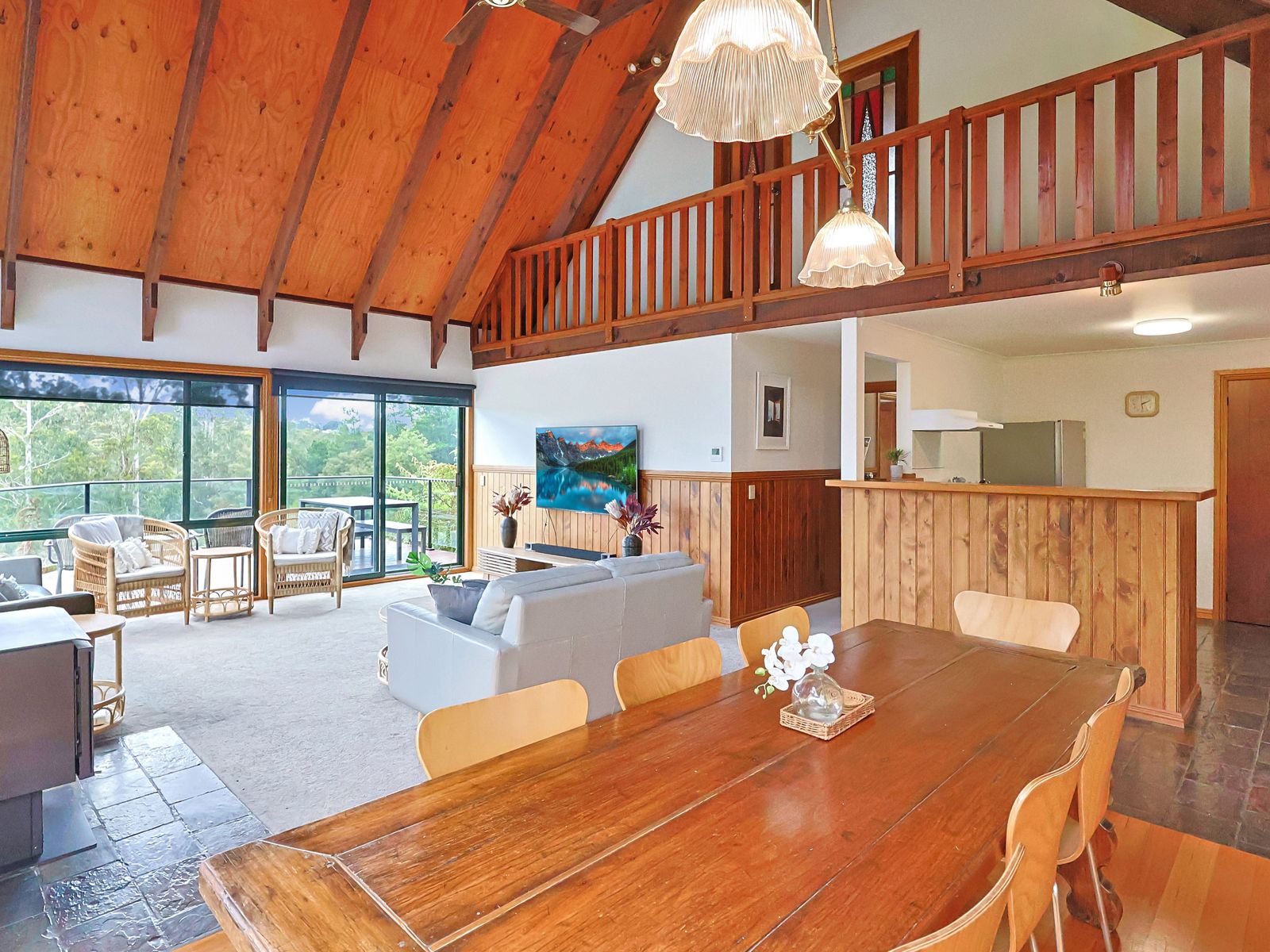 Private Hideaway Bush Setting- Just 90 Minutes from Melbourne