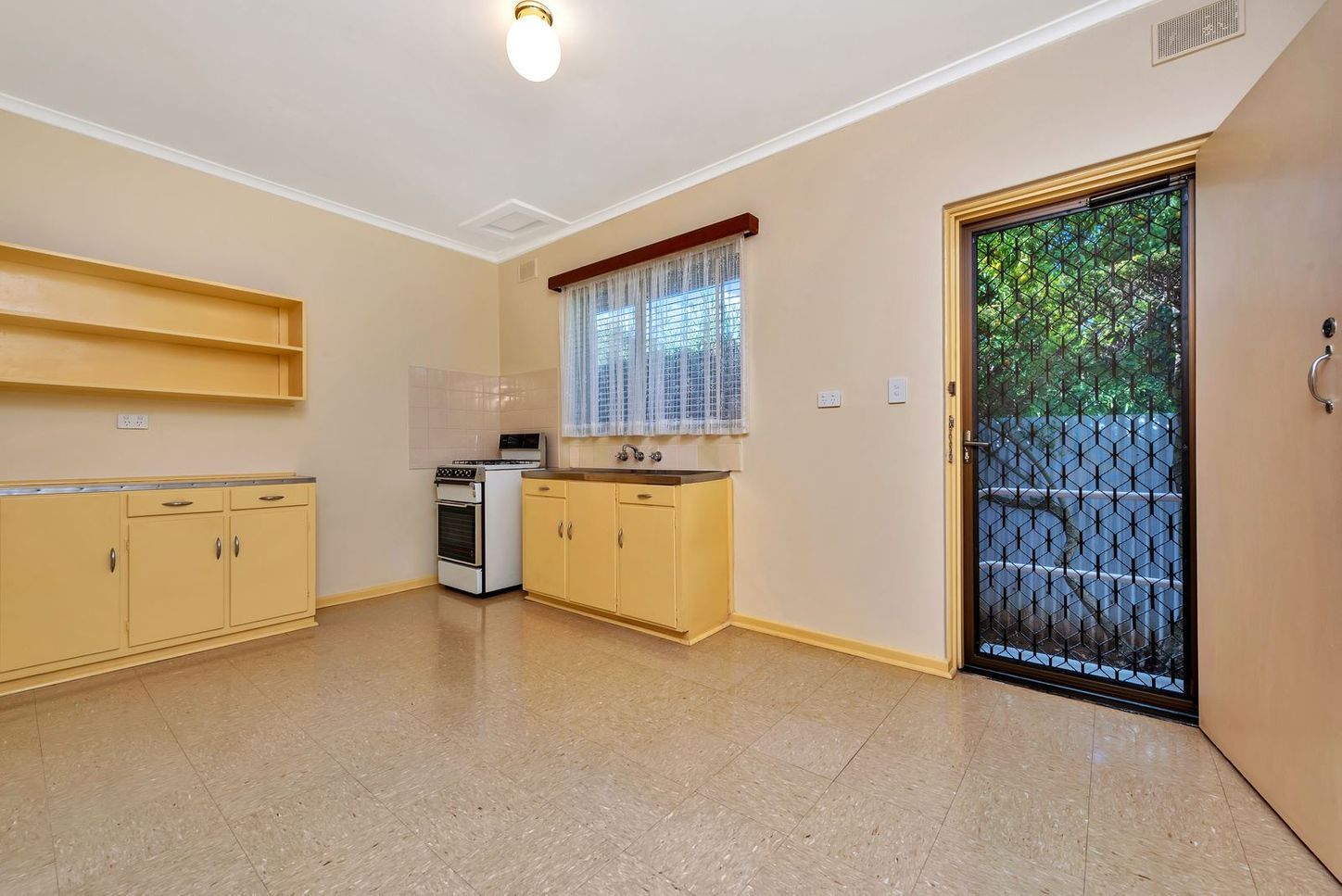 3/7 Dianne Street, KLEMZIG, SA 5087 - Unit for Rent - harcourts.net