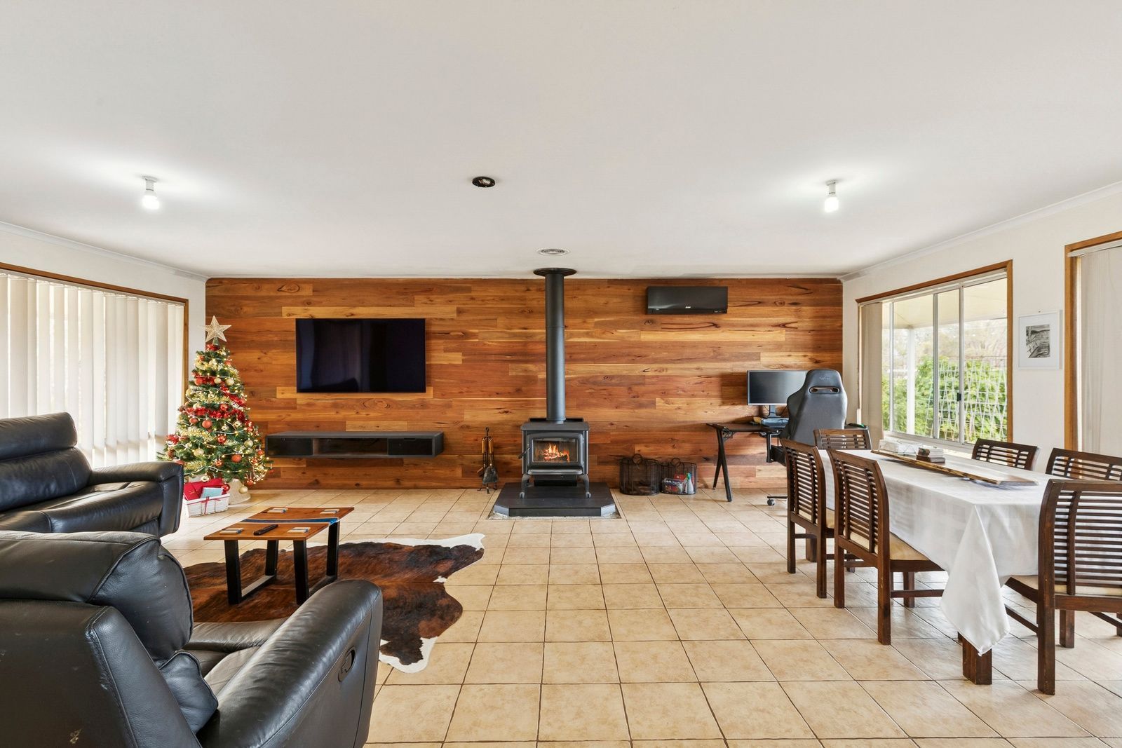 FULLY OFF-GRID LUXURY ON 35 ACRES - SUSTAINABLE LIVING REDEFINED