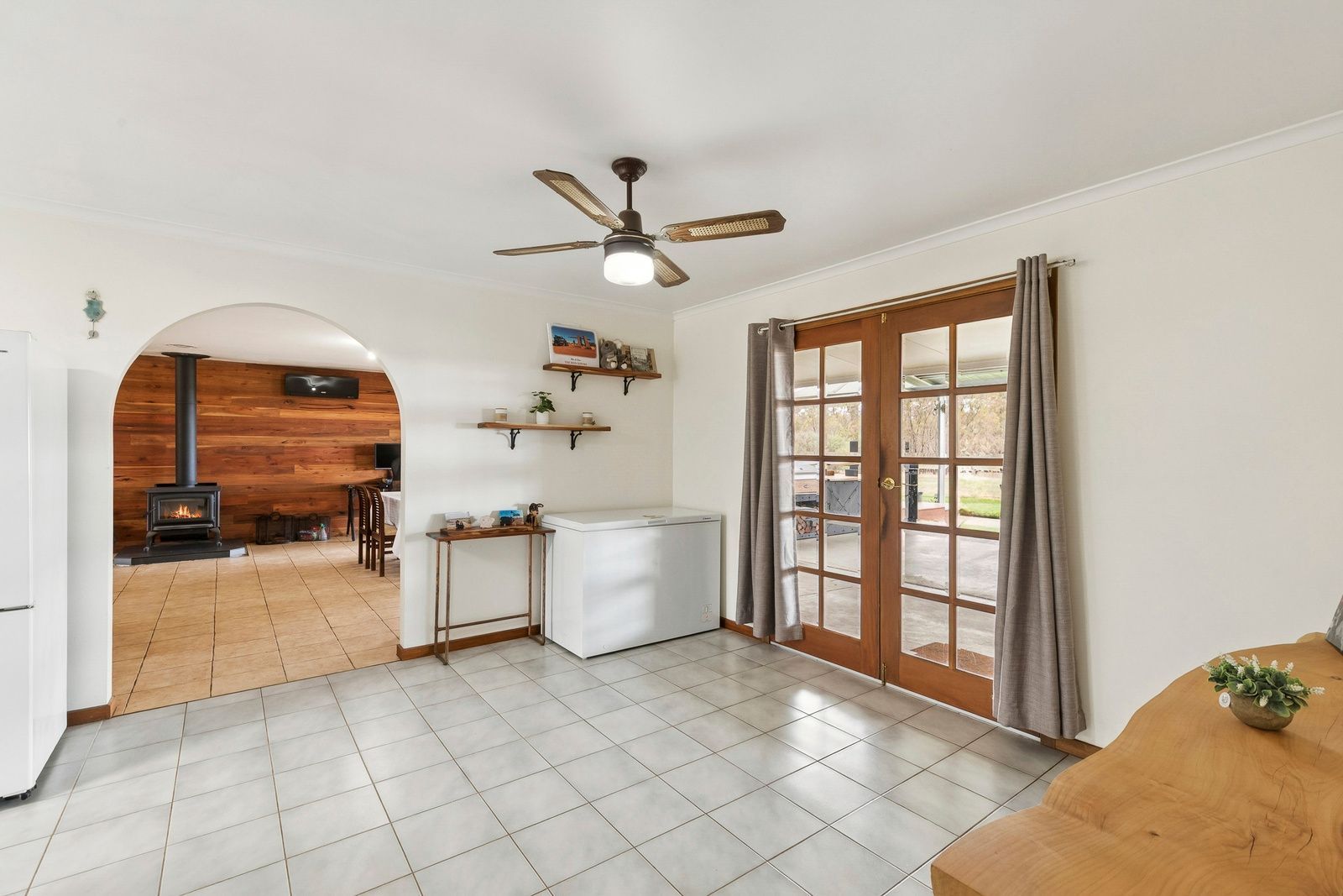 FULLY OFF-GRID LUXURY ON 35 ACRES - SUSTAINABLE LIVING REDEFINED