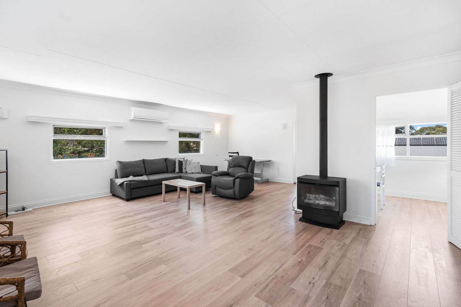 Renovated Upstairs Apartment