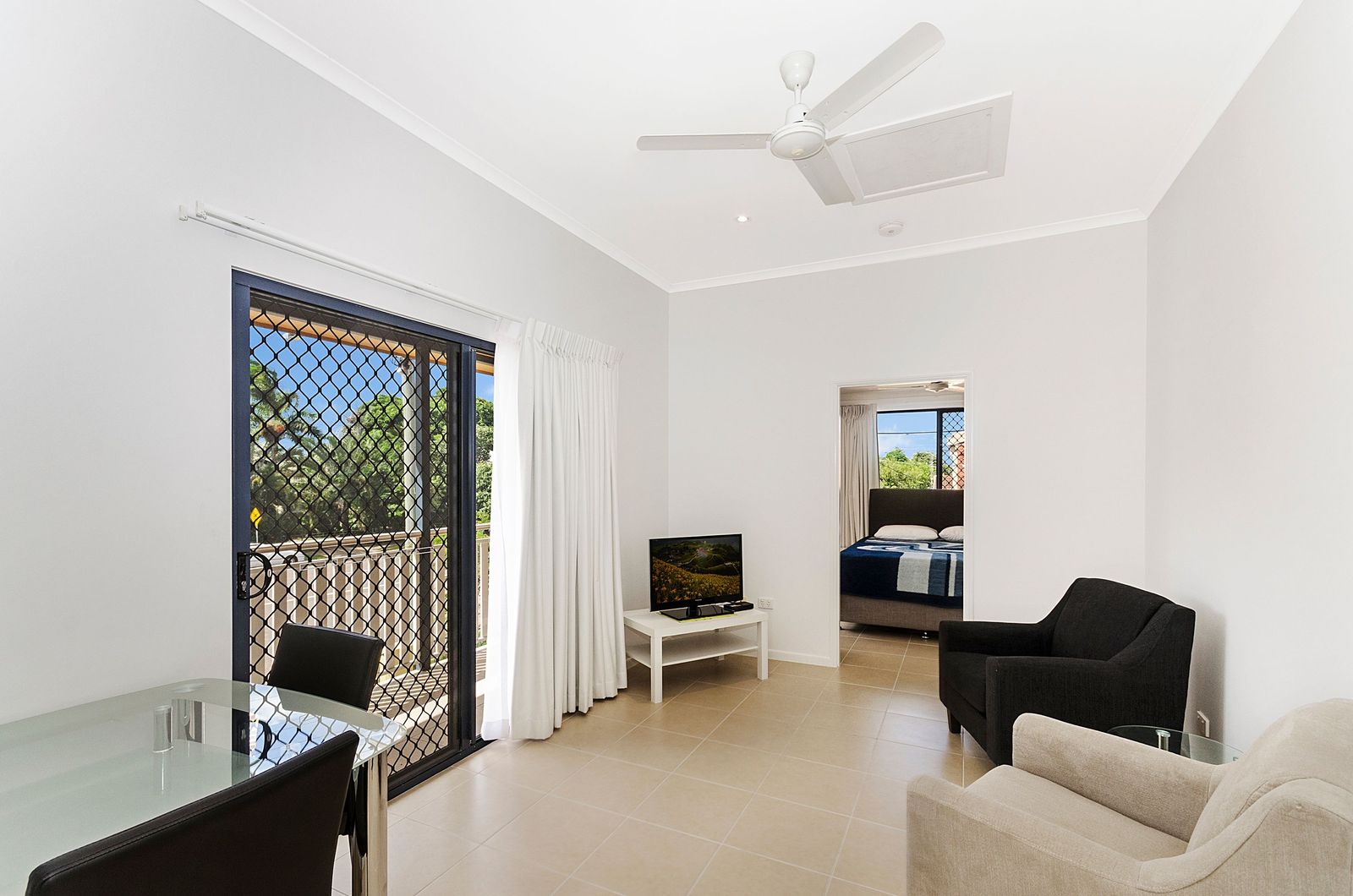 $310 Ensuite Room Available