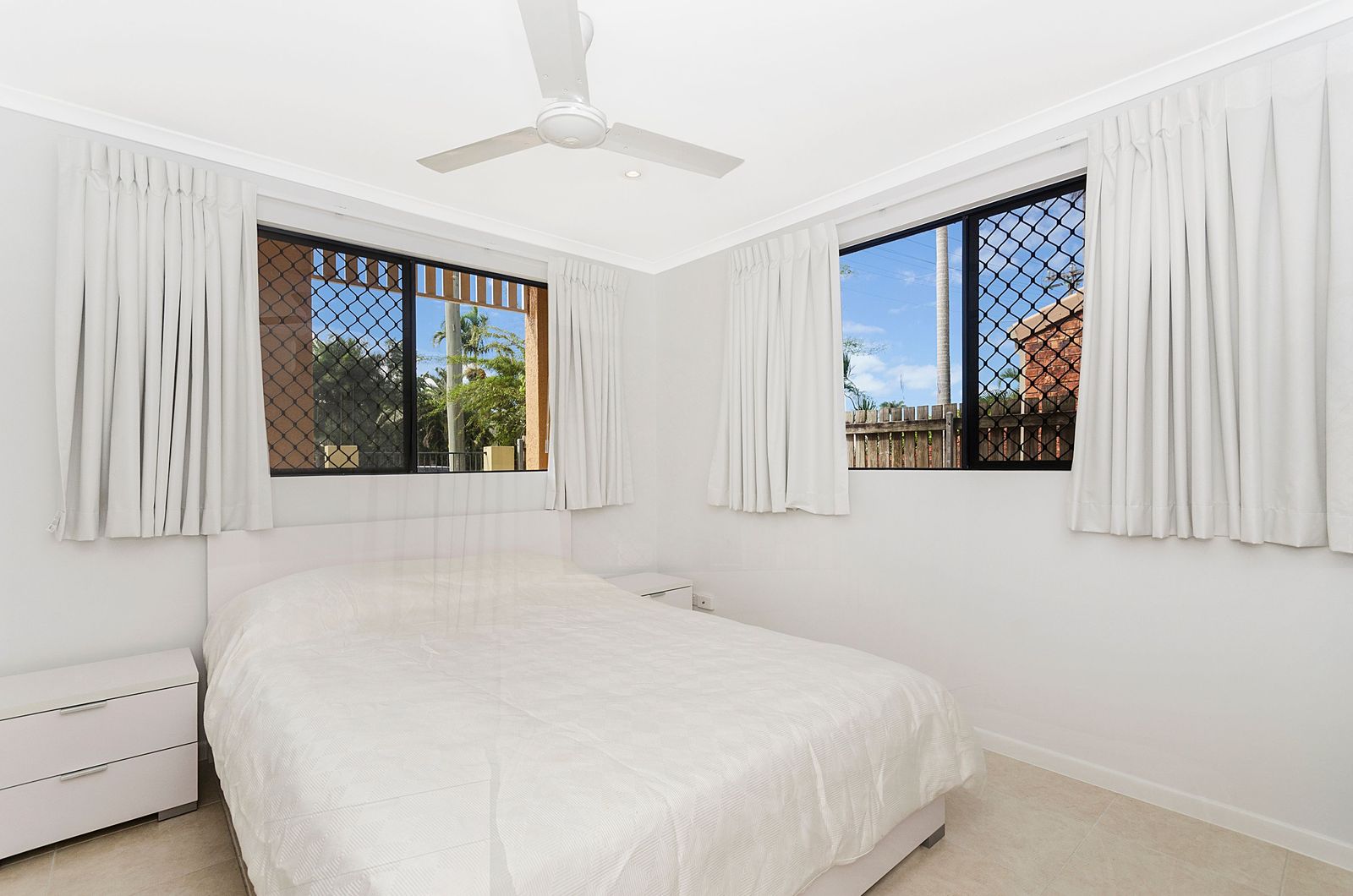 $310 Ensuite Room Available