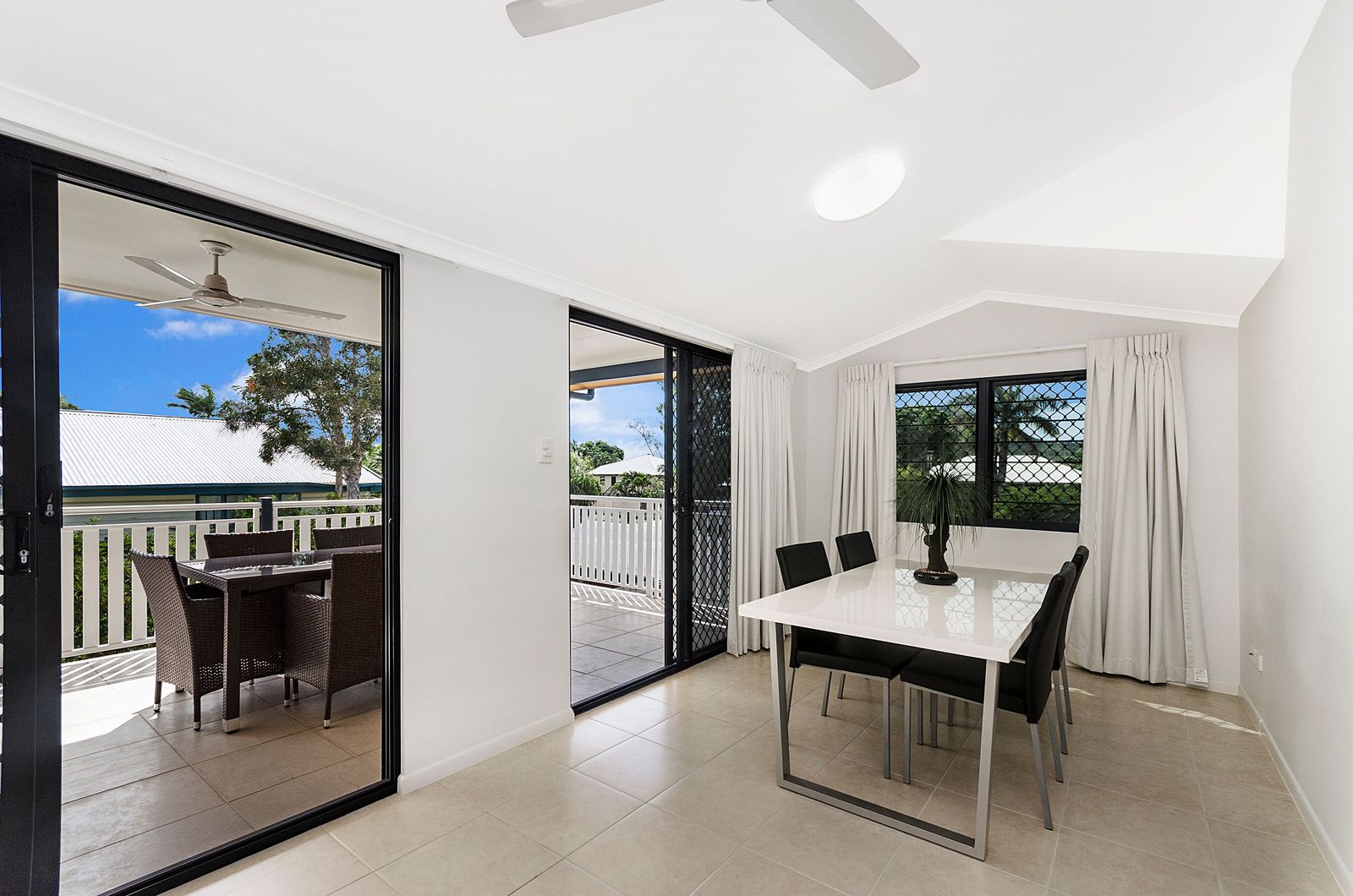 $310 Ensuite Room Available