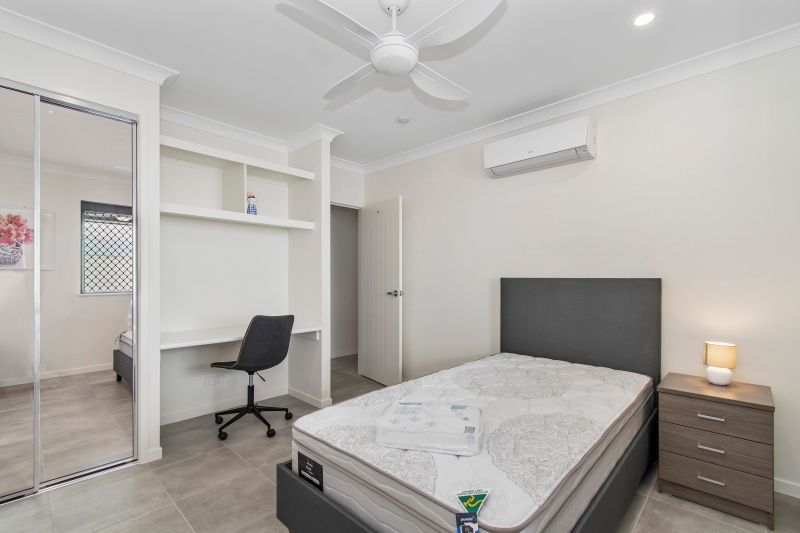 Rooms available from $330, $270 and $260