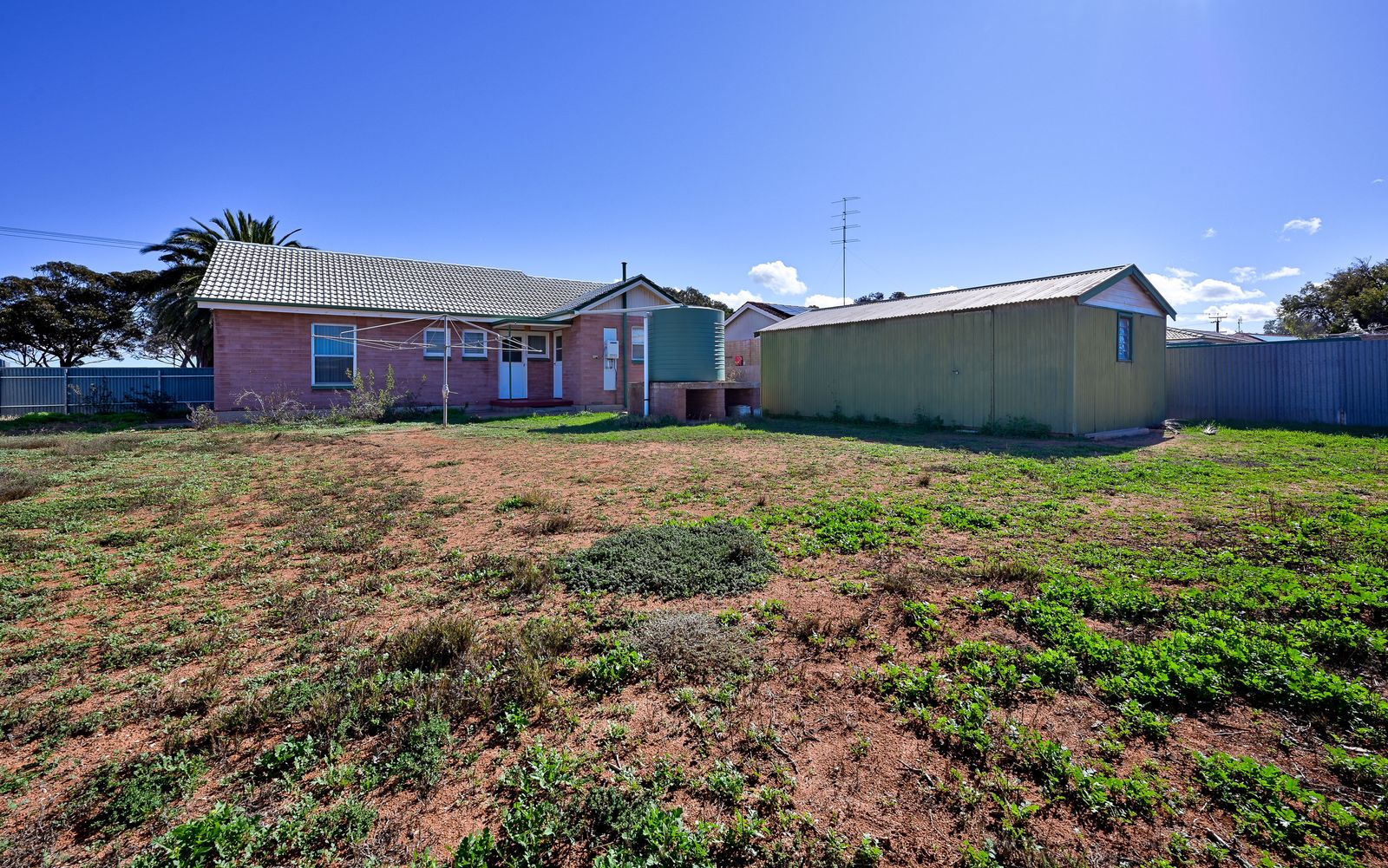 3 BEDROOM HOME WITH SHED