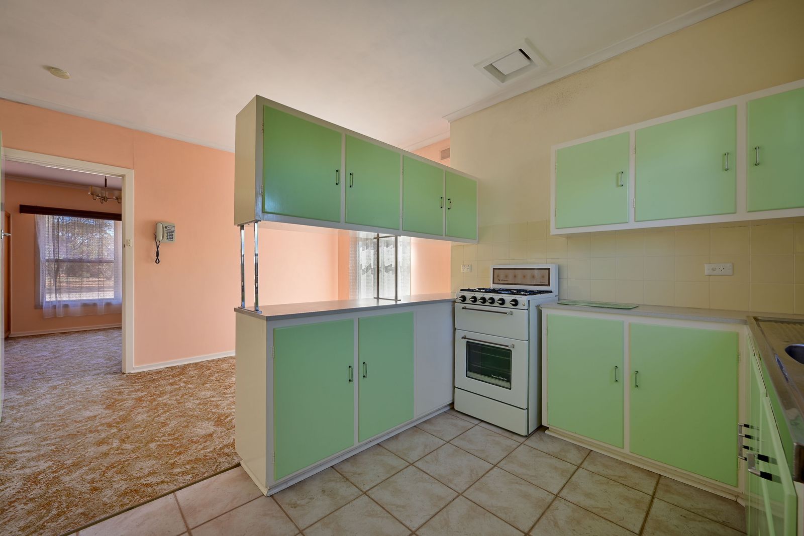 3 BEDROOM HOME WITH SHED