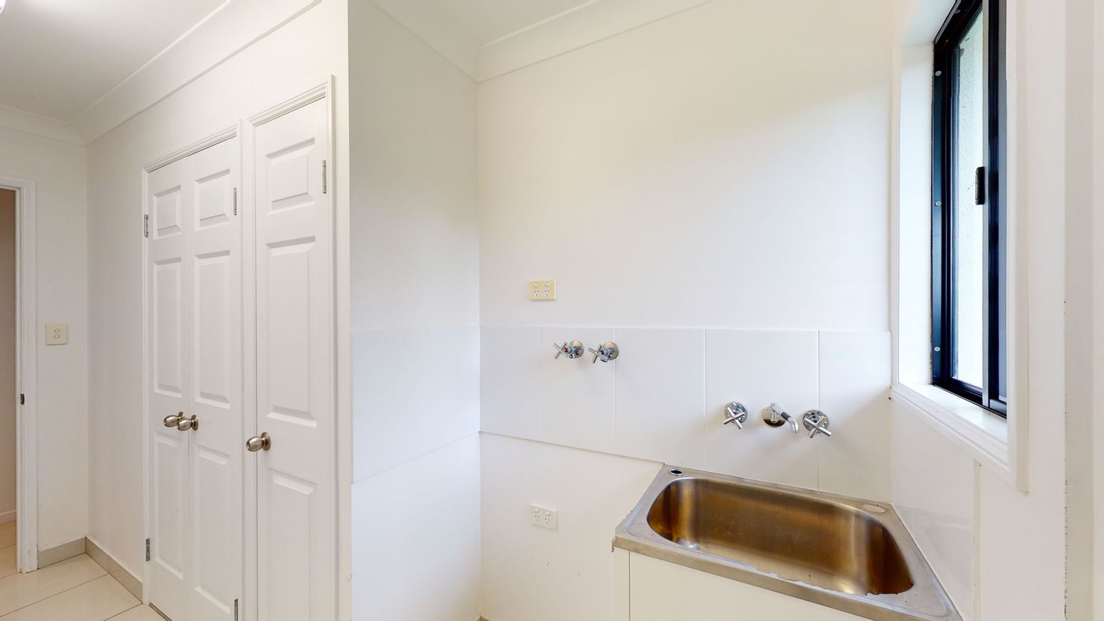 Newley renovated share house rooms available