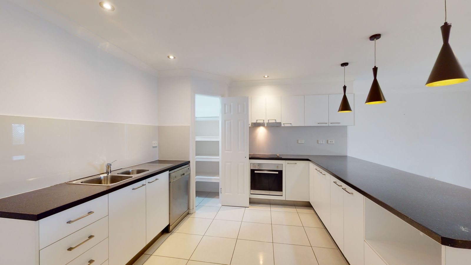 Newley renovated share house rooms available