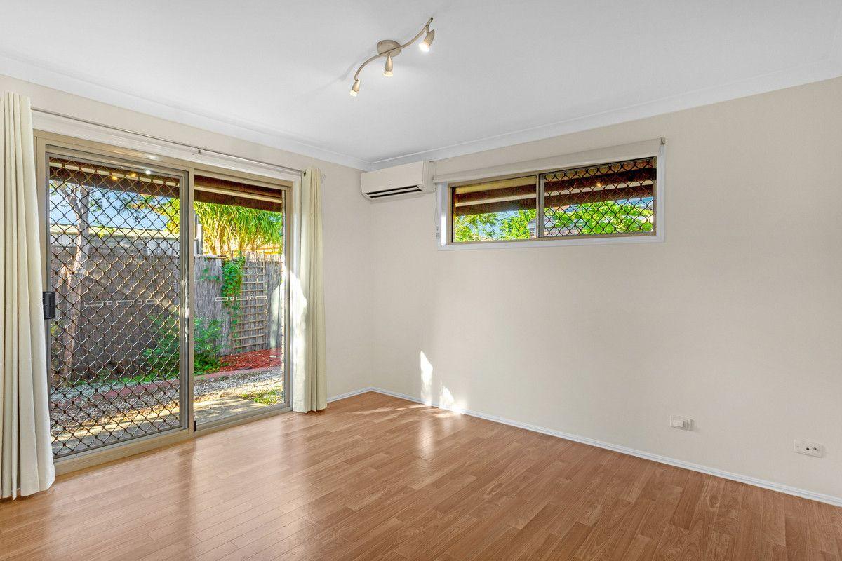 House for Rent: Burleigh Waters, QLD 4220, Queensland, 4220