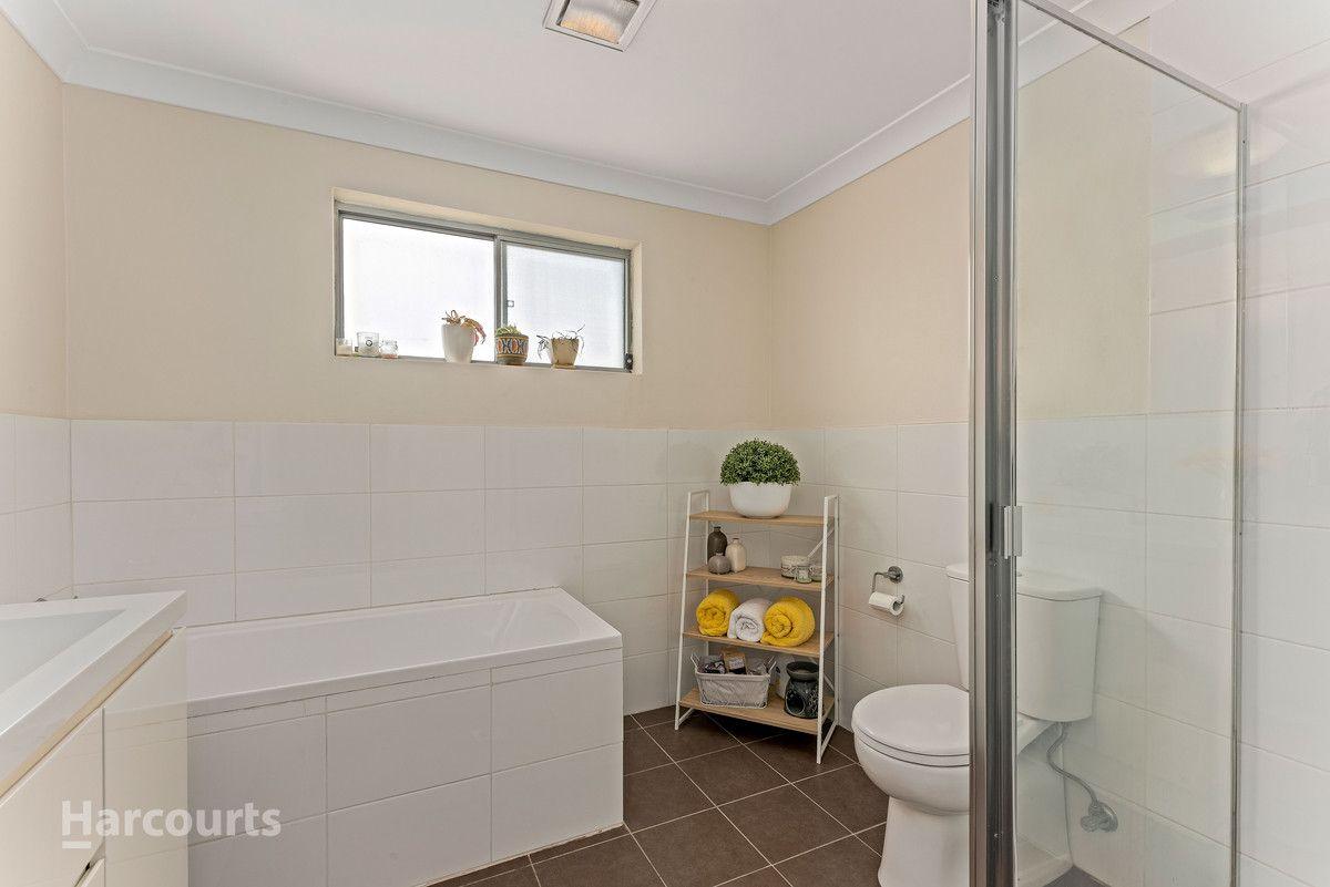 Property for Rent: Corrimal, NSW 2518, Wales, 2518