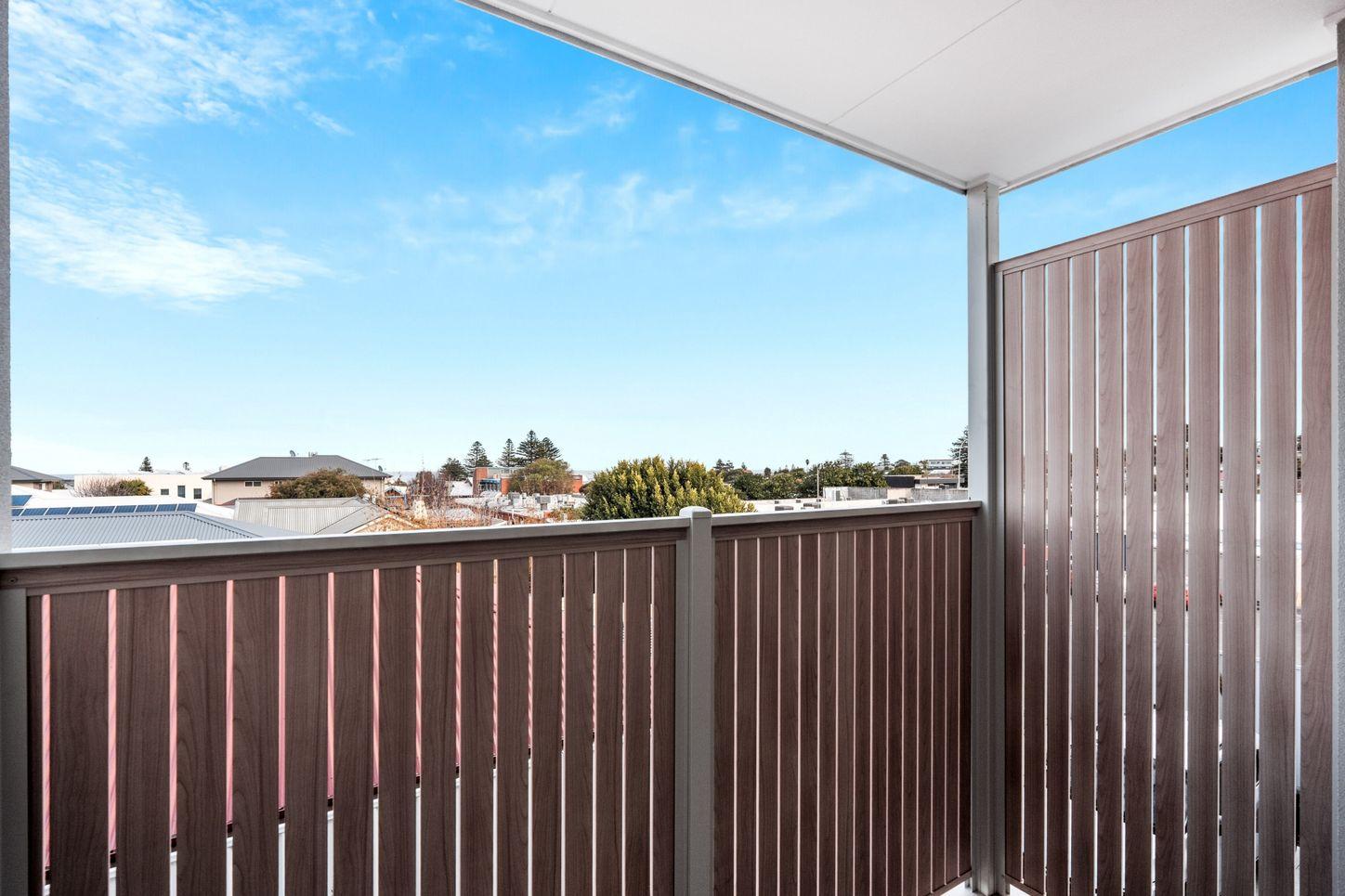 House for Rent: Christies Beach, SA 5165, Australia, 5165