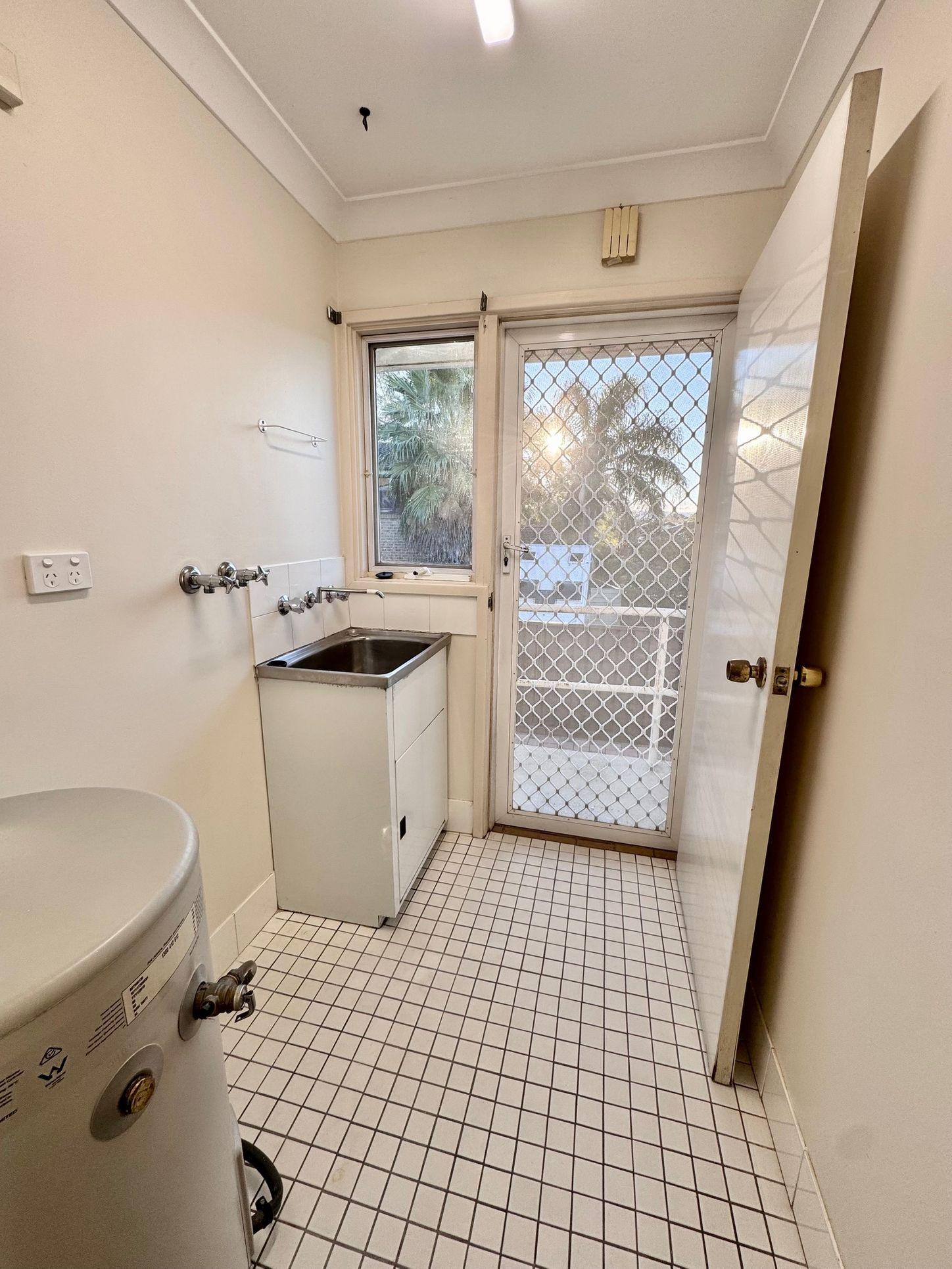 House for Rent: Penrith, NSW 2750, Wales, 2750