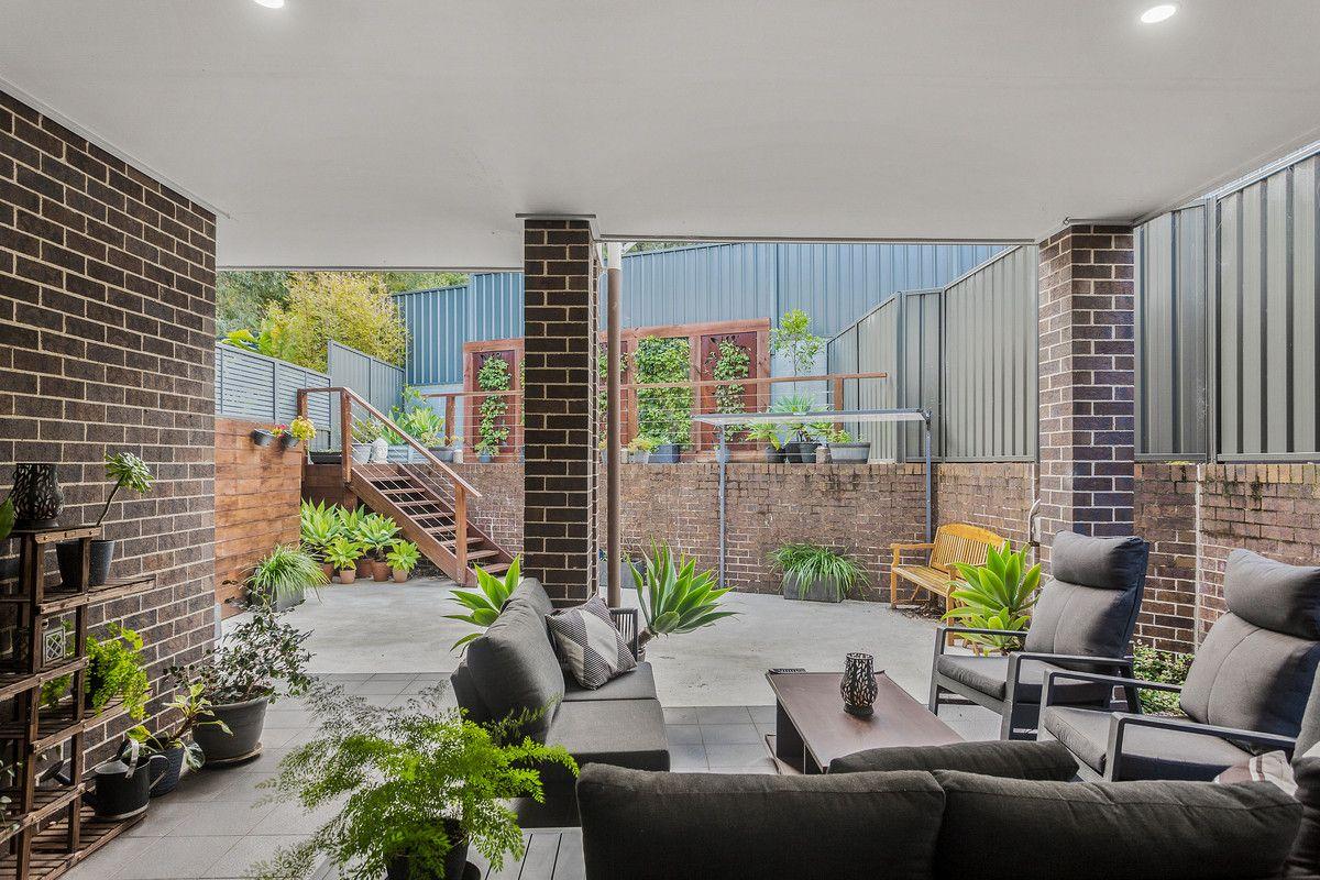 House for Rent: Albion Park, NSW 2527, Wales, 2527