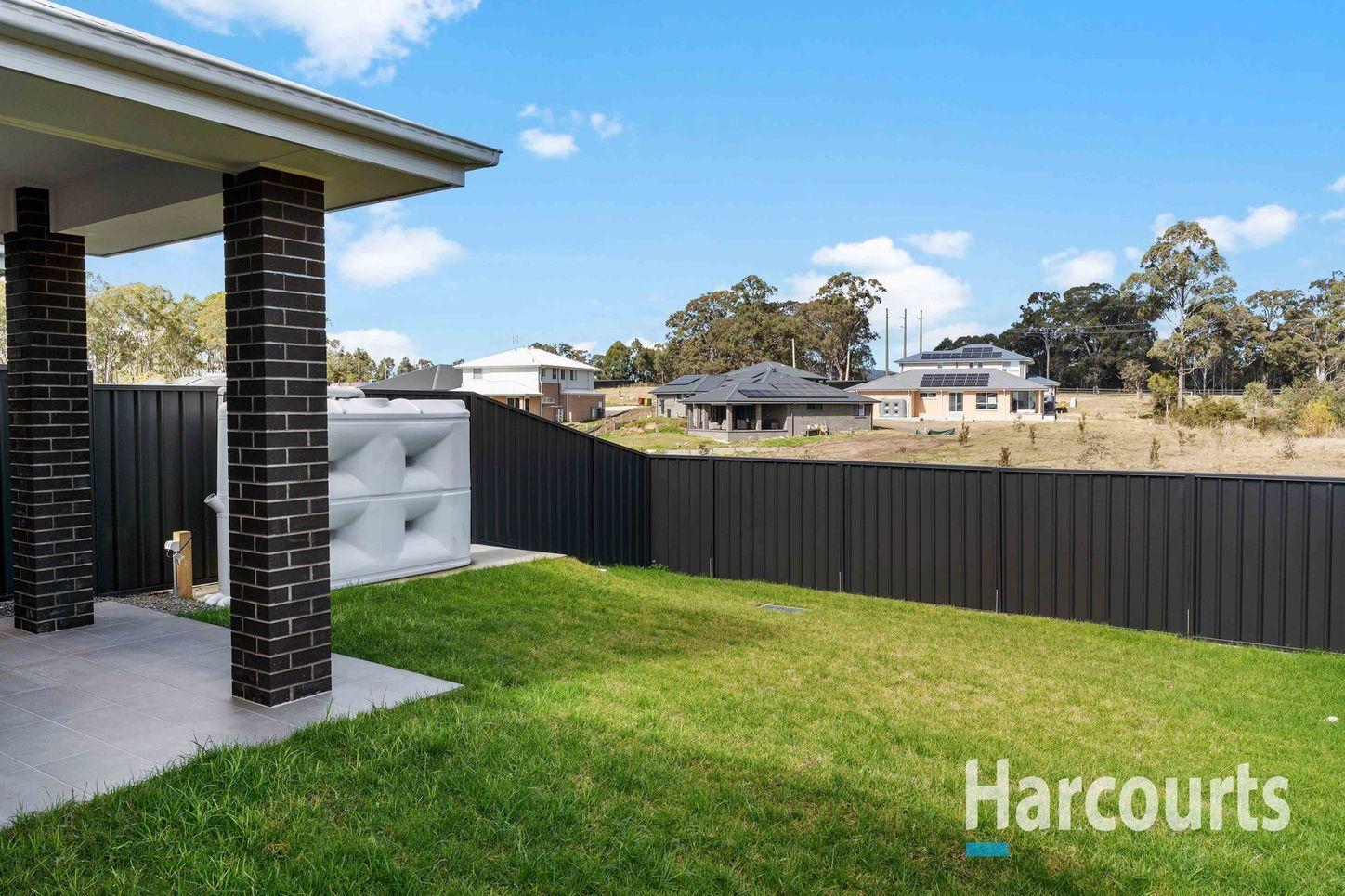 House for Rent: Buchanan, NSW 2323, Wales, 2323