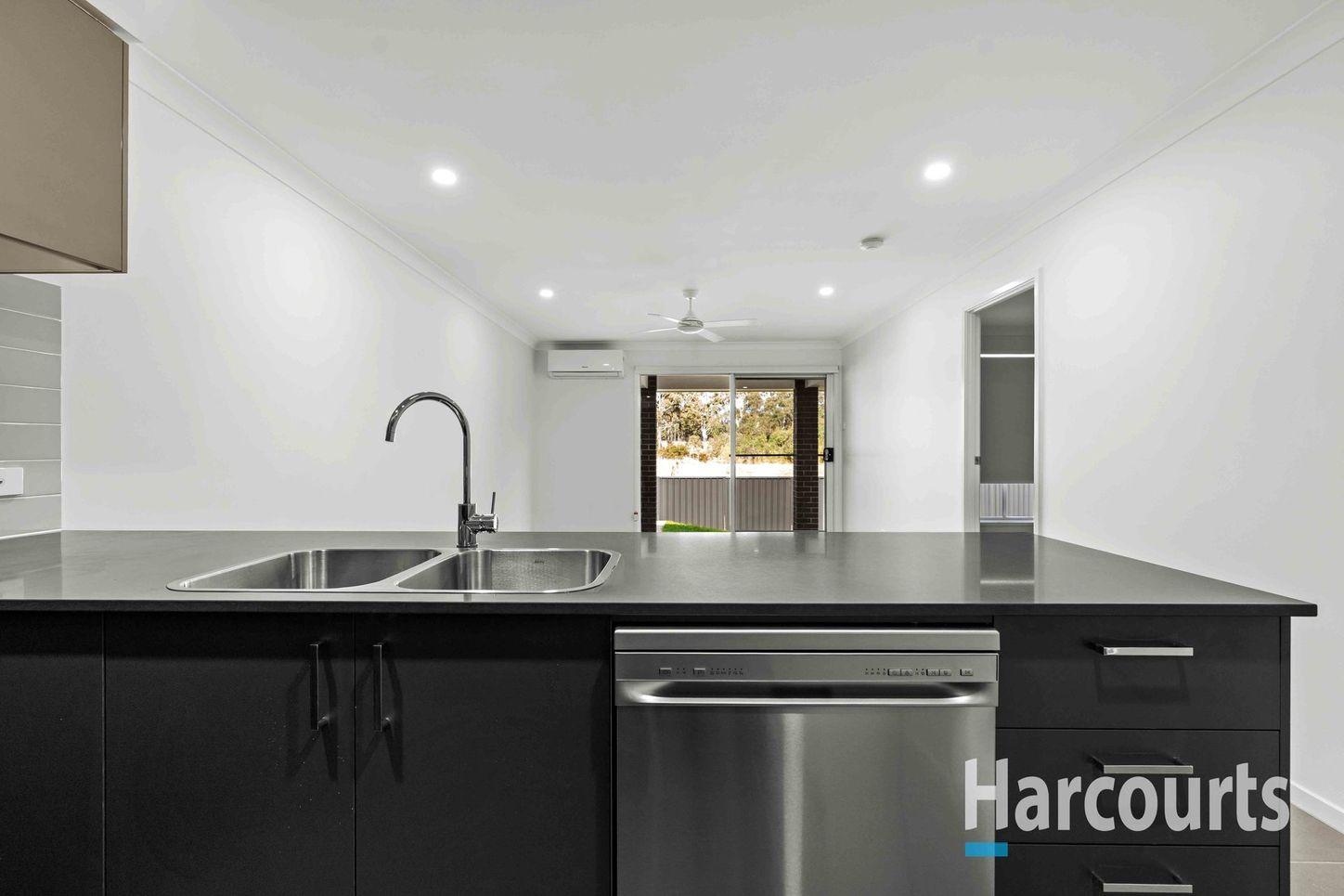 House for Rent: Buchanan, NSW 2323, Wales, 2323