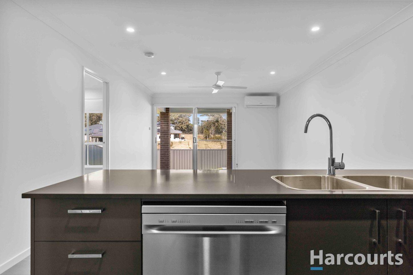 House for Rent: Buchanan, NSW 2323, Wales, 2323