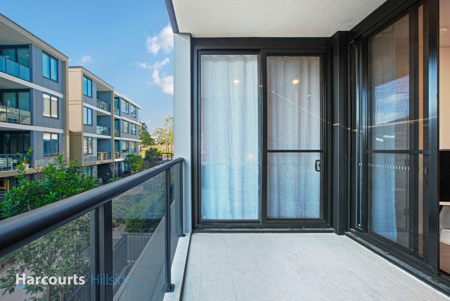Property for Rent: Rouse Hill, NSW 2155, Wales, 2155