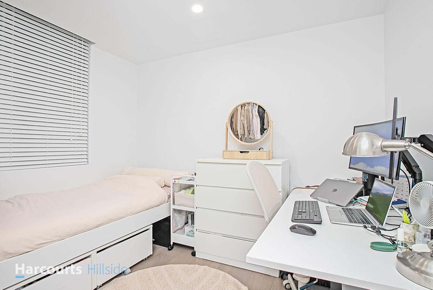 Property for Rent: Rouse Hill, NSW 2155, Wales, 2155