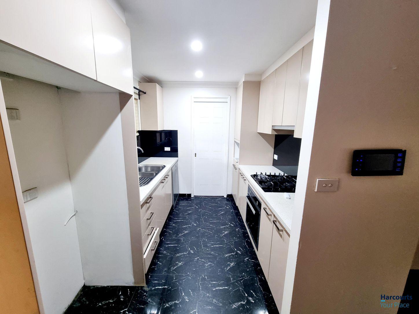 House for Rent: Oakhurst, NSW 2761, Wales, 2761