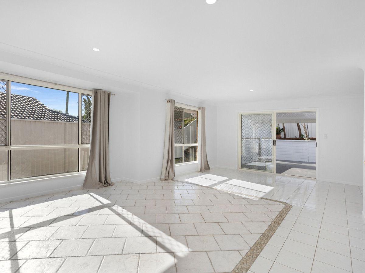 House for Rent: Mudgeeraba, QLD 4213, Queensland, 4213