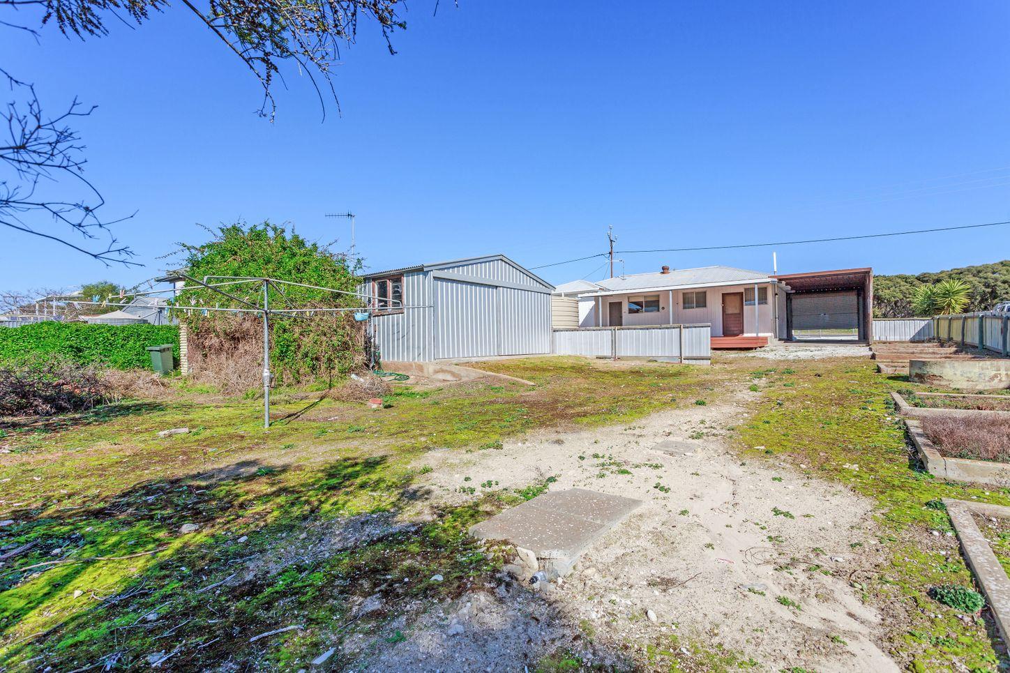 34 Shepperd Avenue, COFFIN BAY, SA 5607 - House for Rent - harcourts.net