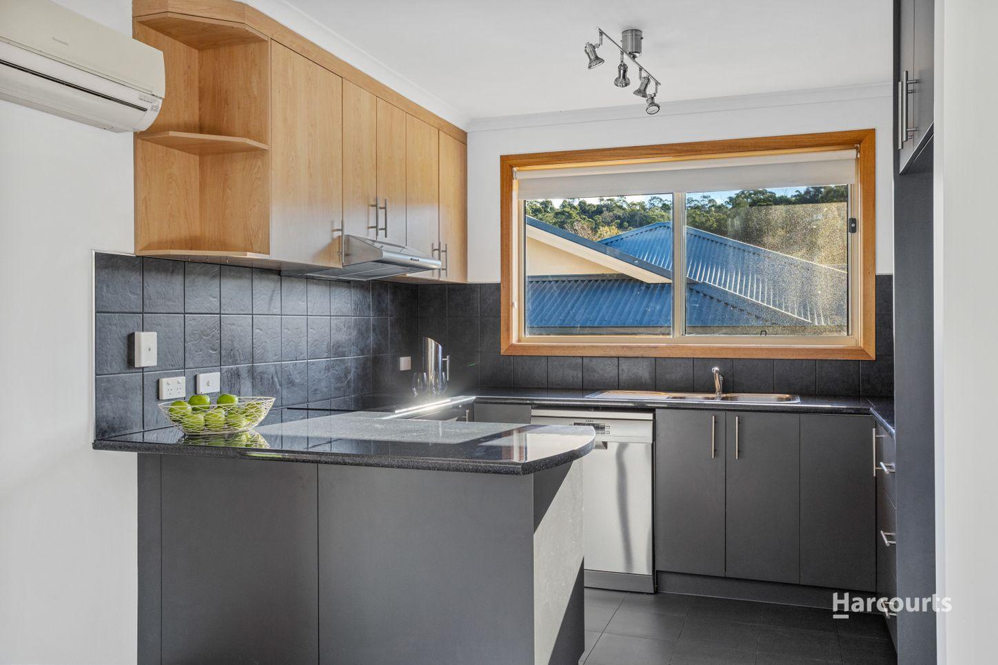 House for Rent: Warrane, TAS 7018, Tasmania, 7018