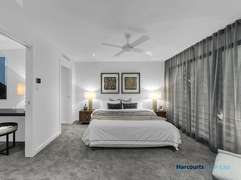 2/7 Lindsay Street, HAWTHORNE, QLD 4171 - Townhouse for Rent - harcourts.net
