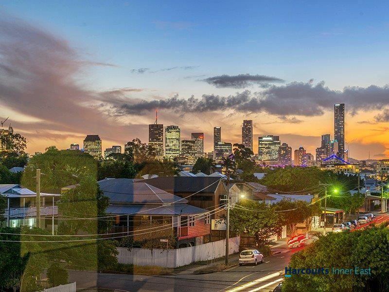 2/7 Lindsay Street, HAWTHORNE, QLD 4171 - Townhouse for Rent - harcourts.net