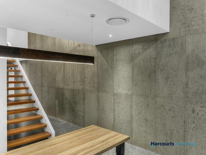 2/7 Lindsay Street, HAWTHORNE, QLD 4171 - Townhouse for Rent - harcourts.net